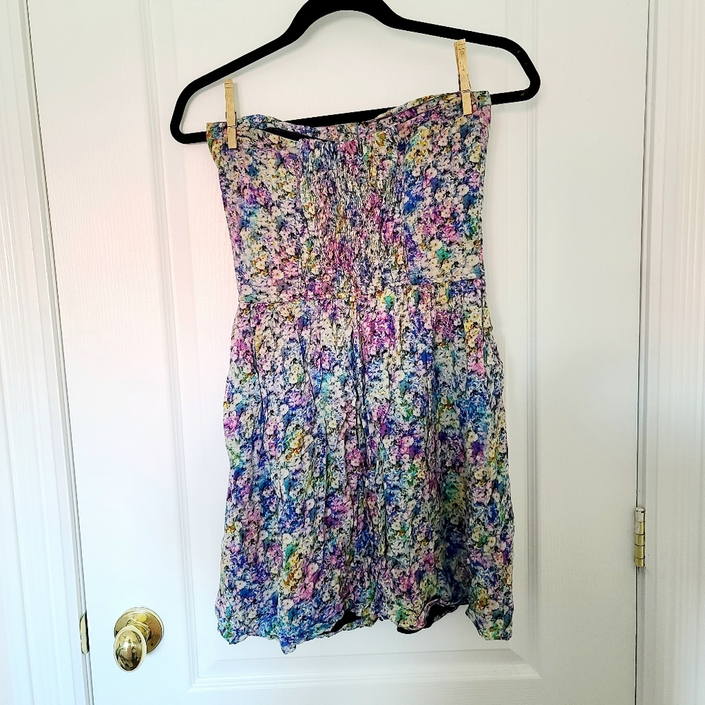 Floral strapless dress (Pull&Bear) Medium